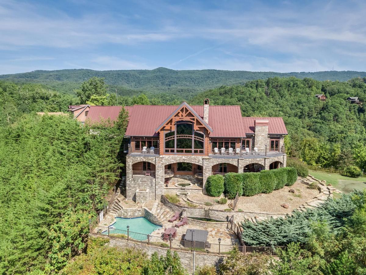 Journey's End, 5 Bedrooms, Sleeps 12, Private Outdoor Pool, Theater, Sauna Sevierville Buitenkant foto