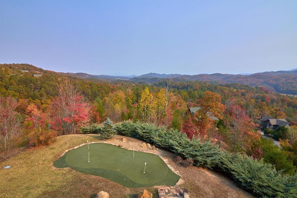 Journey's End, 5 Bedrooms, Sleeps 12, Private Outdoor Pool, Theater, Sauna Sevierville Buitenkant foto